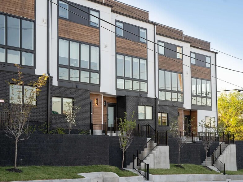 3216 Charlotte Rd, Nashville, TN à louer - Photo de l’immeuble – Image 1 sur 36