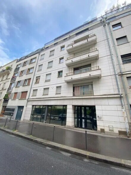 Local commercial dans Paris à louer - Photo de l’immeuble – Image 1 sur 4