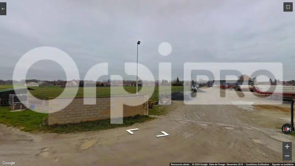 Local d'activités dans Champigneul-Champagne à vendre Photo de la construction– Image 1 sur 3