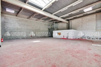 14 Boulevard De L'Europe, Vitrolles à louer Photo intérieure– Image 1 sur 4