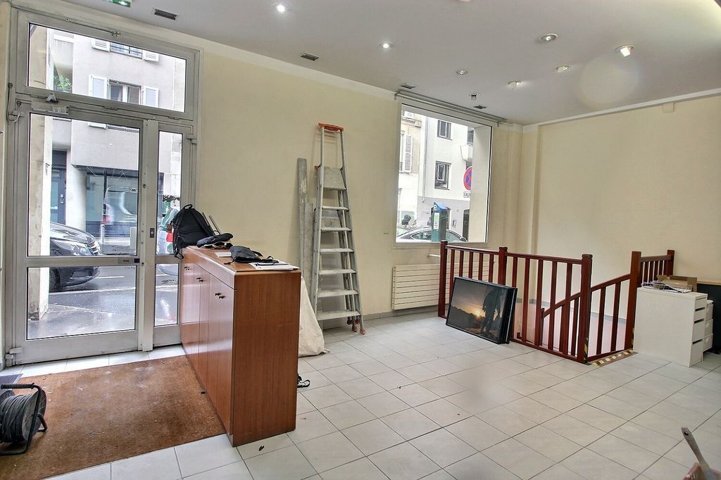 41 Rue Poliveau, Paris, PAR 75005 - Lot Lot 1 -  - Photo intérieure - Image 1 of 6