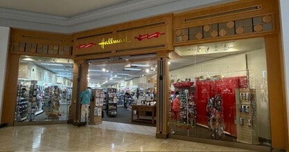 1900 Tamiami Trl N, Naples, FL à louer Photo intérieure– Image 1 sur 1