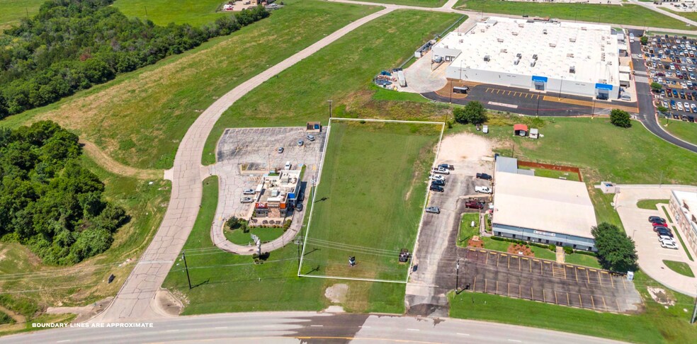 Sun Valley Blvd, Hewitt, TX à vendre - Aérien – Image 2 sur 6