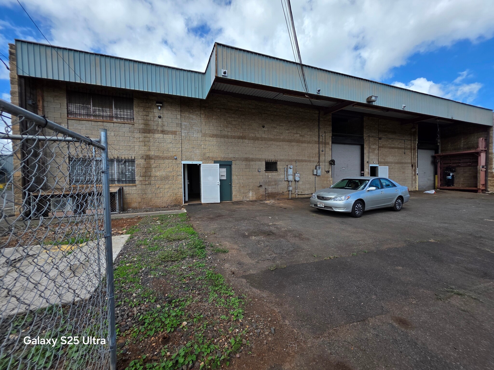 407 Kilani Ave, Wahiawa, HI à louer Photo de l’immeuble– Image 1 sur 8