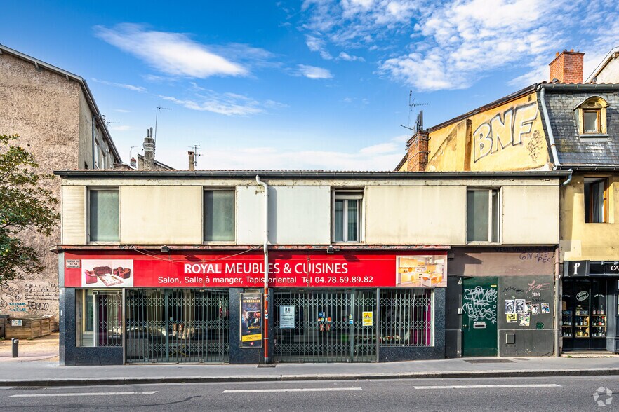 Local commercial dans Lyon à louer - Photo de l’immeuble – Image 2 sur 2