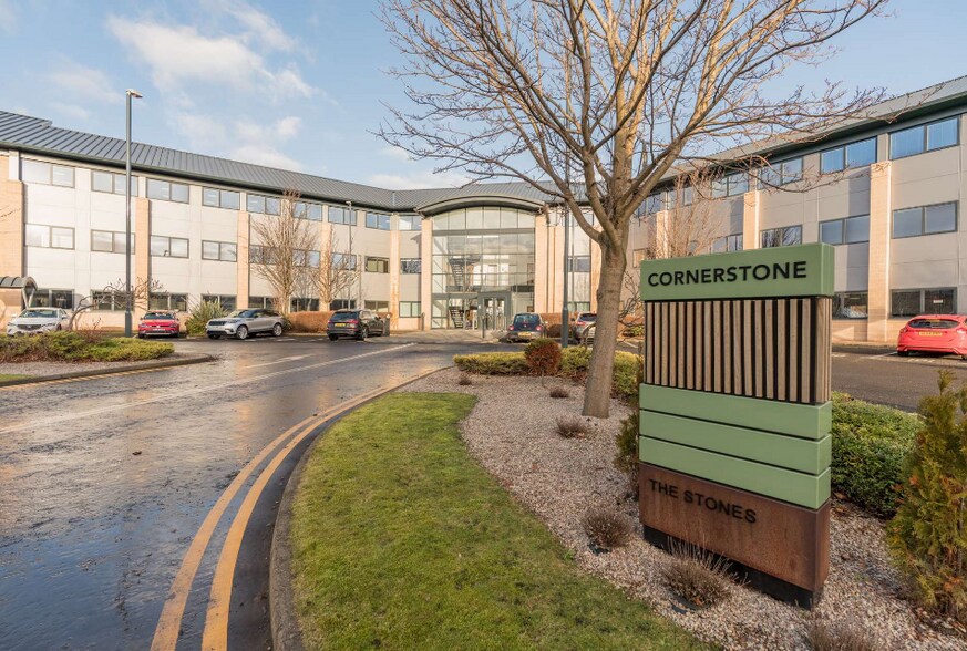 60 South Gyle Crescent, Edinburgh à louer - Photo de l’immeuble – Image 3 sur 19