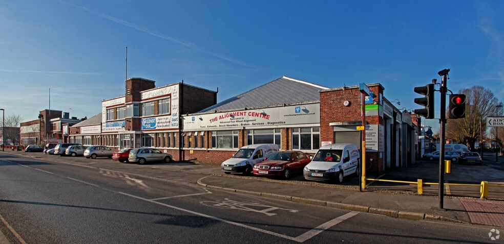 Bilton Road, Park Royal (UB6 7DB) portefeuille de 3 biens à vendre sur LoopNet.fr - Photo principale – Image 2 sur 3