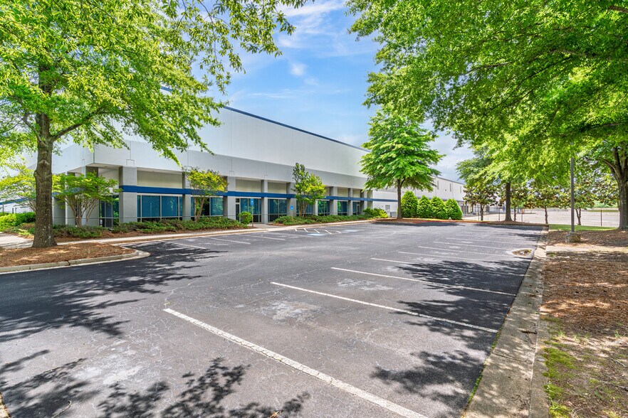 125 Southside Ct, Mcdonough, GA à louer - Photo de l’immeuble – Image 1 sur 13