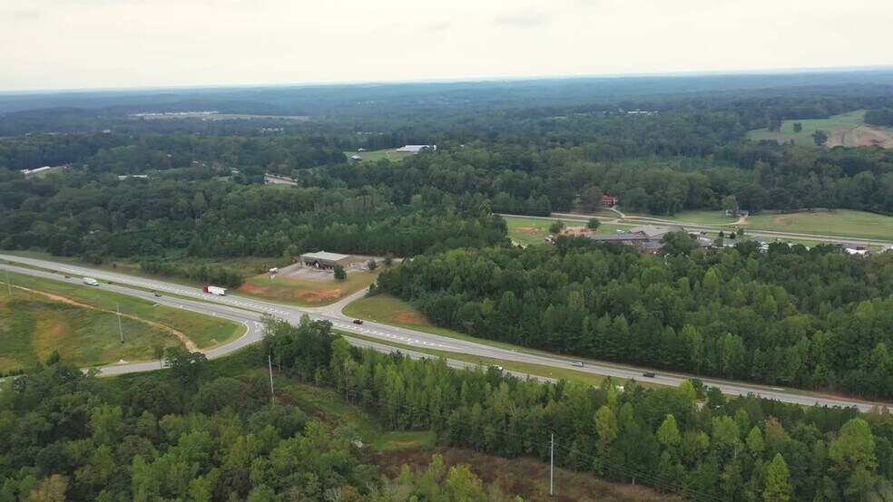 100 Point Dr, Talmo, GA à vendre - Vidéo sur l’annonce professionnelle – Image 2 sur 14