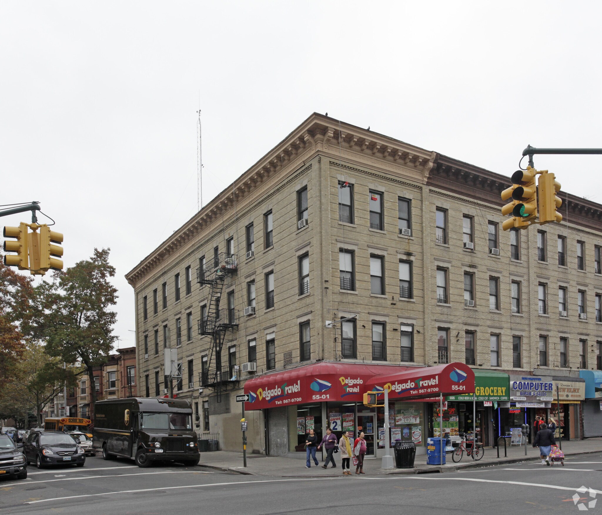 5501 5th Ave, Brooklyn, NY à vendre Photo principale– Image 1 sur 10