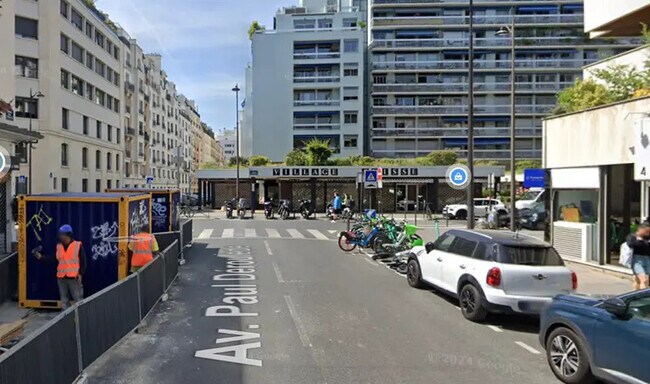 Plus de détails pour Local commercial à louer