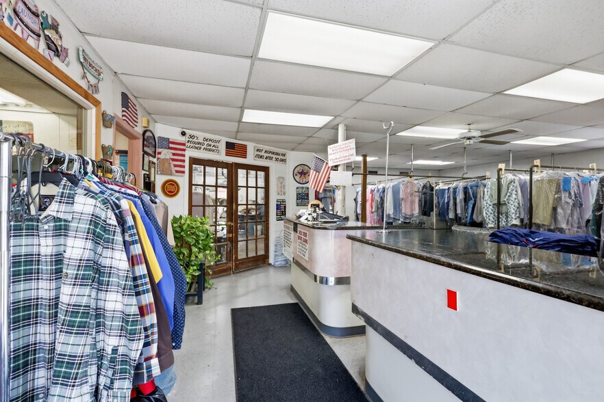 8424-8430 White Settlement Rd, Fort Worth, TX à vendre - Photo de l’immeuble – Image 3 sur 24