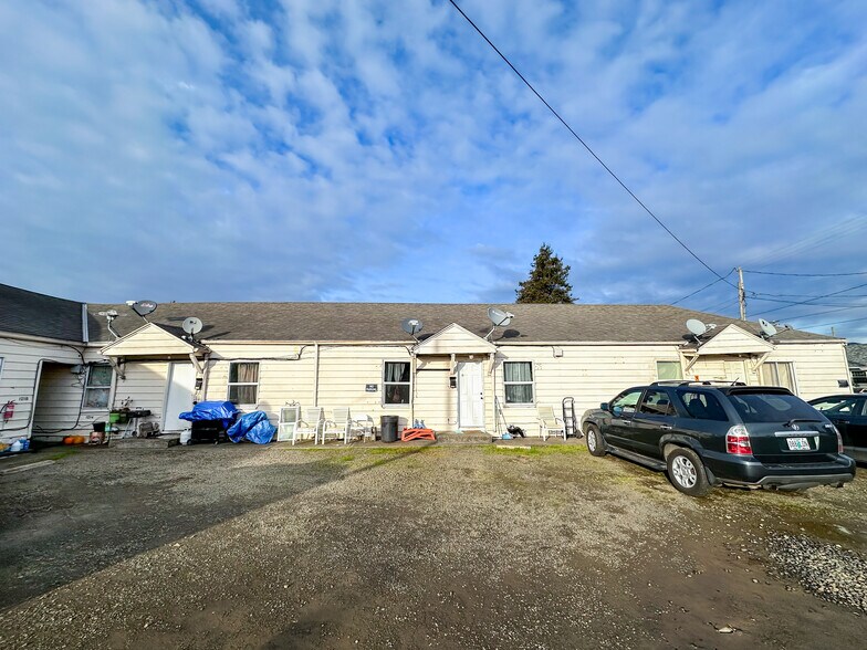 1010 Ivy Ave, Tillamook, OR à vendre - Photo de l’immeuble – Image 2 sur 9