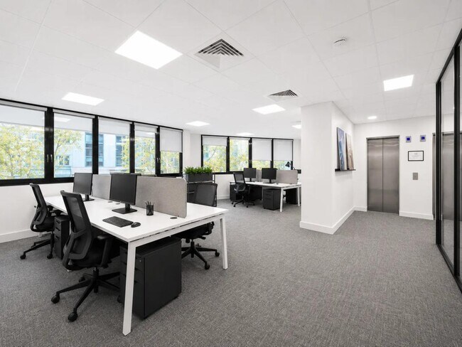 Plus de détails pour 110 Avenue Victor Hugo, Boulogne-Billancourt - Bureau à louer