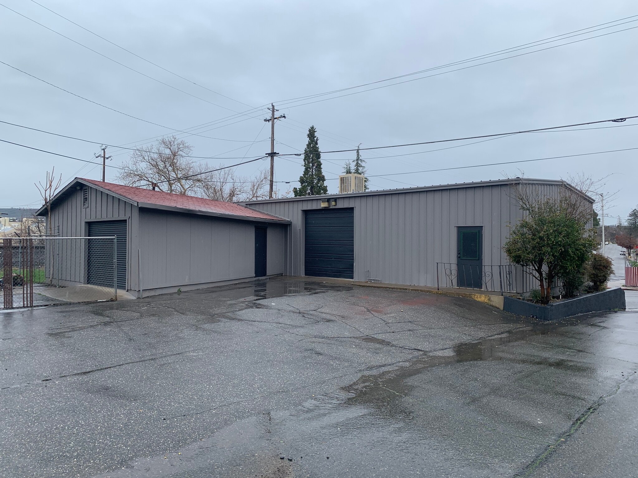 1950 Kitrick Ave, Oroville, CA à vendre Photo de l’immeuble– Image 1 sur 9