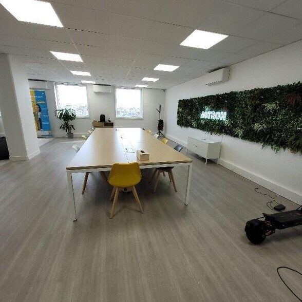 Bureau dans Boulogne-Billancourt à vendre - Photo intérieure – Image 1 sur 15