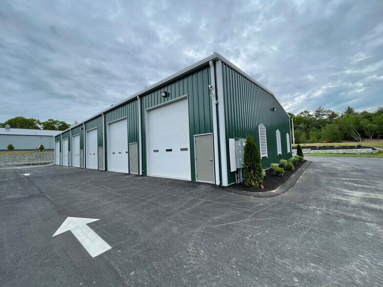 2 Lillian Way, Carver, MA à vendre - Photo de l’immeuble – Image 3 sur 10