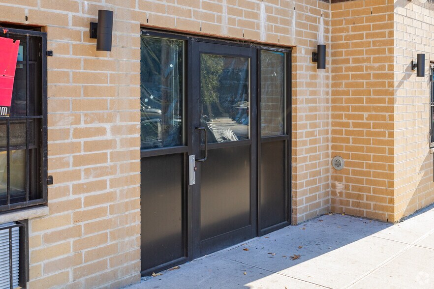 3418 3rd Ave, Bronx, NY à louer - Photo de l’immeuble – Image 2 sur 6