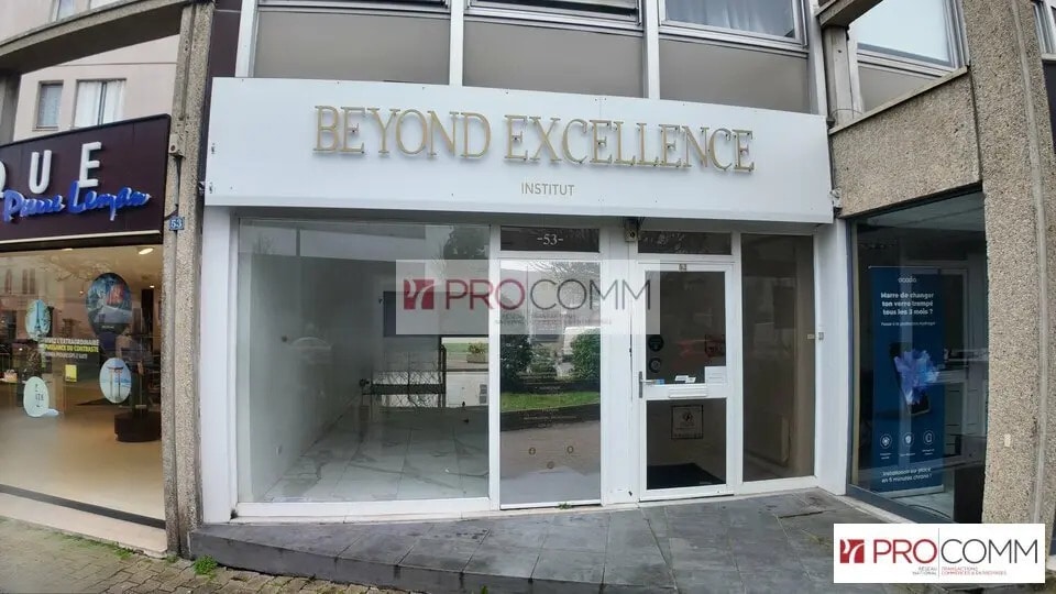 Local commercial dans Chartres à louer Photo de l’immeuble– Image 1 sur 4