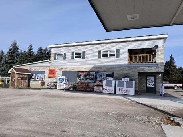 10010 Werth Rd, Herron, MI à vendre - Photo principale – Image 1 sur 28