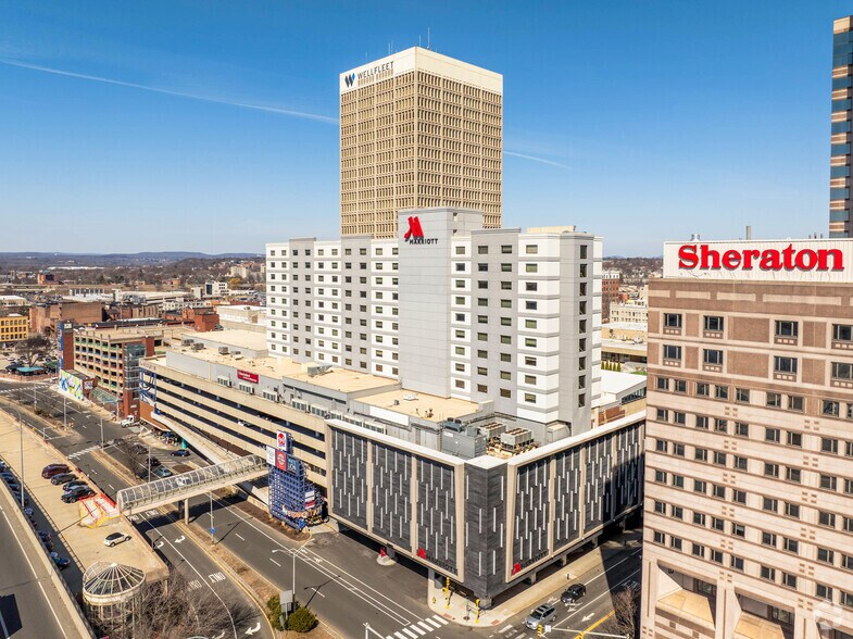1500 Main St, Springfield, MA à louer - Photo de l’immeuble – Image 1 sur 10