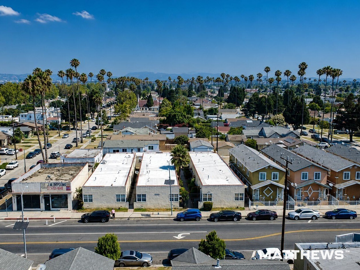2417 W Vernon Ave, Los Angeles, CA à vendre Photo de l’immeuble– Image 1 sur 10