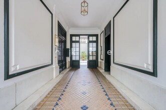 Bureau dans Paris à louer Hall d’entrée– Image 1 sur 8