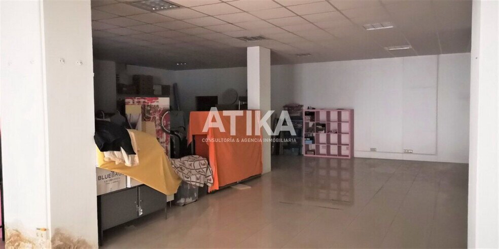 Local commercial dans Ontinyent, Valencia à louer - Photo intérieure – Image 3 sur 13