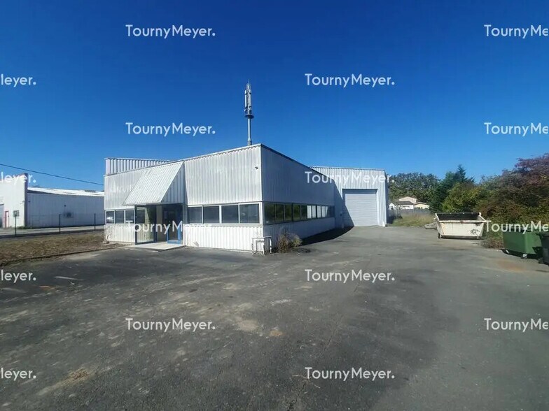 Bureau dans Carbon-Blanc à louer - Photo de l’immeuble – Image 1 sur 7