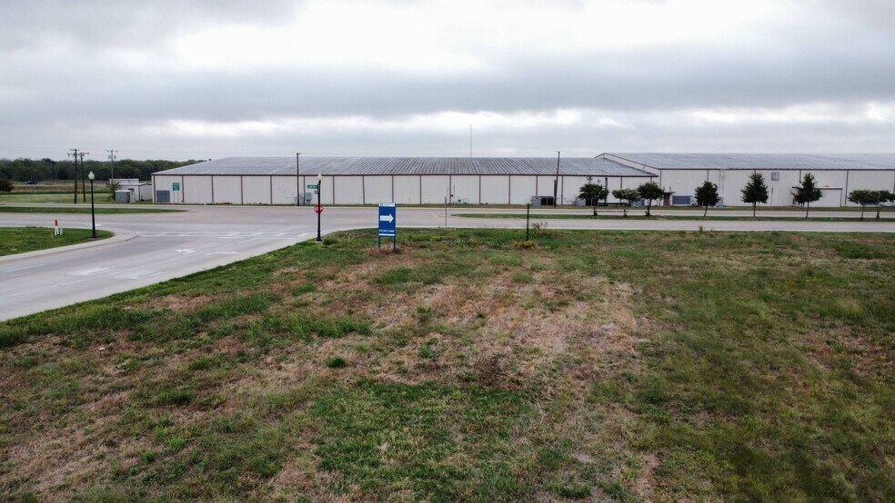 Kings Fort Pkwy & SH 34, Kaufman, TX à vendre - Photo principale – Image 1 sur 5