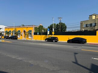 Plus de détails pour 8435 Melrose Ave, West Hollywood, CA - Local commercial à vendre