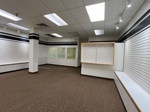 155 Malcolm St, Quesnel, BC à louer Photo intérieure– Image 2 sur 5