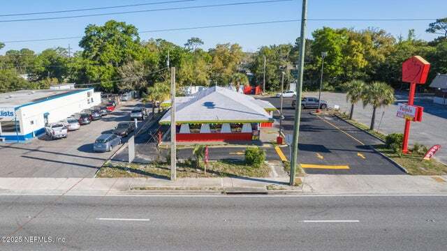 6037 Merrill Rd, Jacksonville, FL à vendre - Photo de l’immeuble – Image 3 sur 4