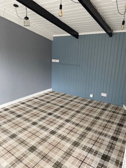2 Braemar Rd, Ballater à louer - Photo de l’immeuble – Image 2 sur 2