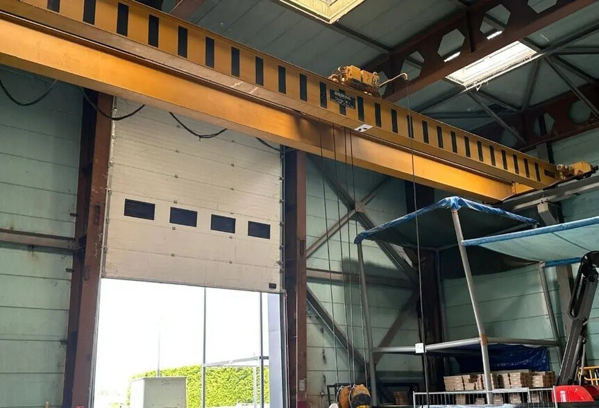 Local d'activités dans Chalon-sur-Saône à vendre - Photo de l’immeuble – Image 2 sur 13