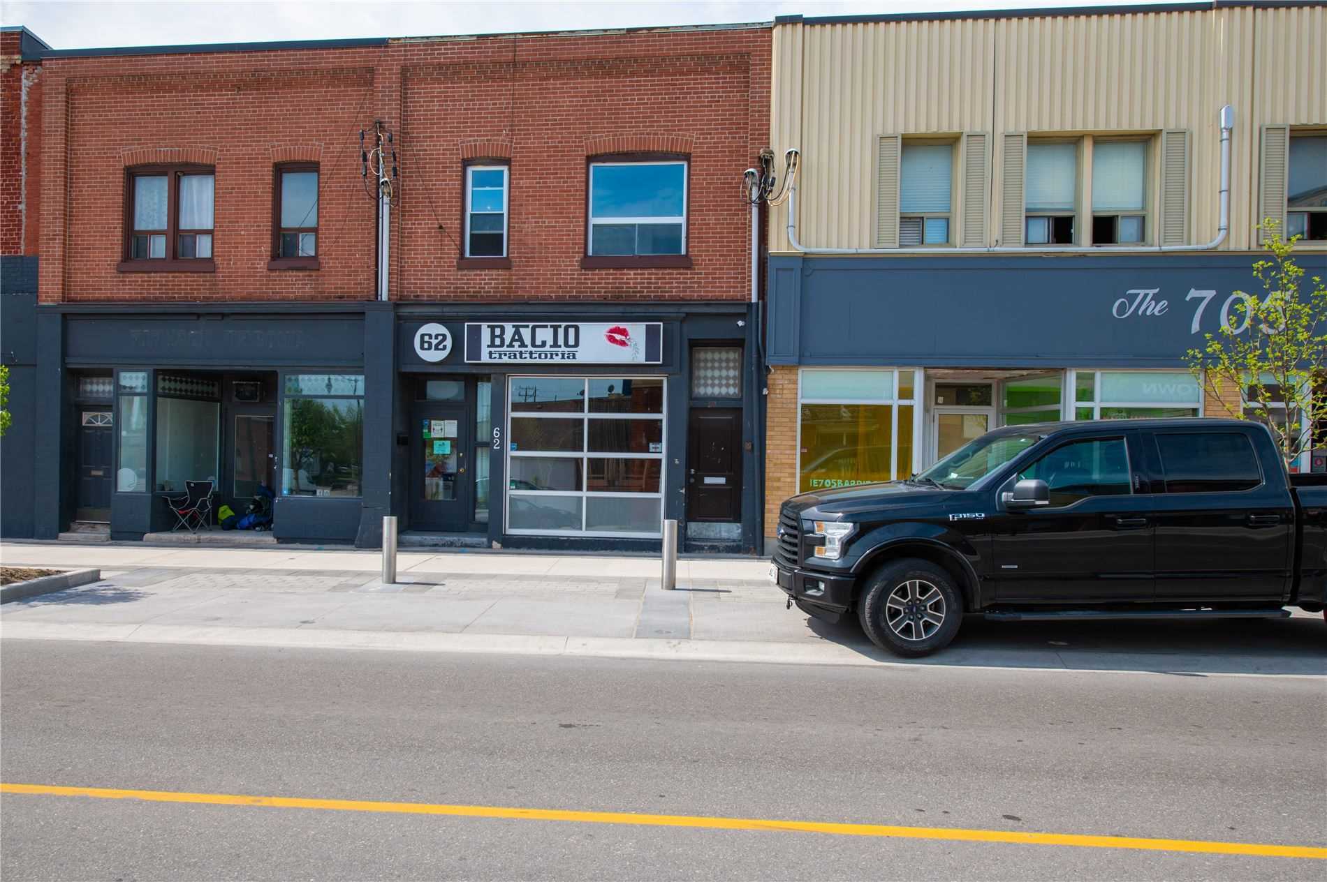 62 Dunlop St W, Barrie, ON à vendre Photo de l’immeuble– Image 1 sur 18