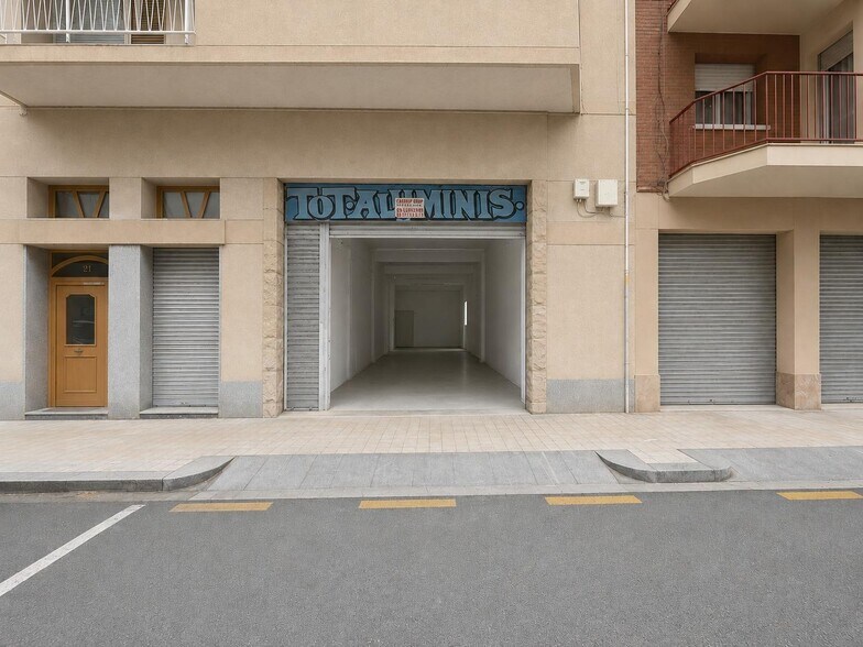 Immeuble residentiel dans Reus, Tarragona à vendre - Photo de l’immeuble – Image 1 sur 4