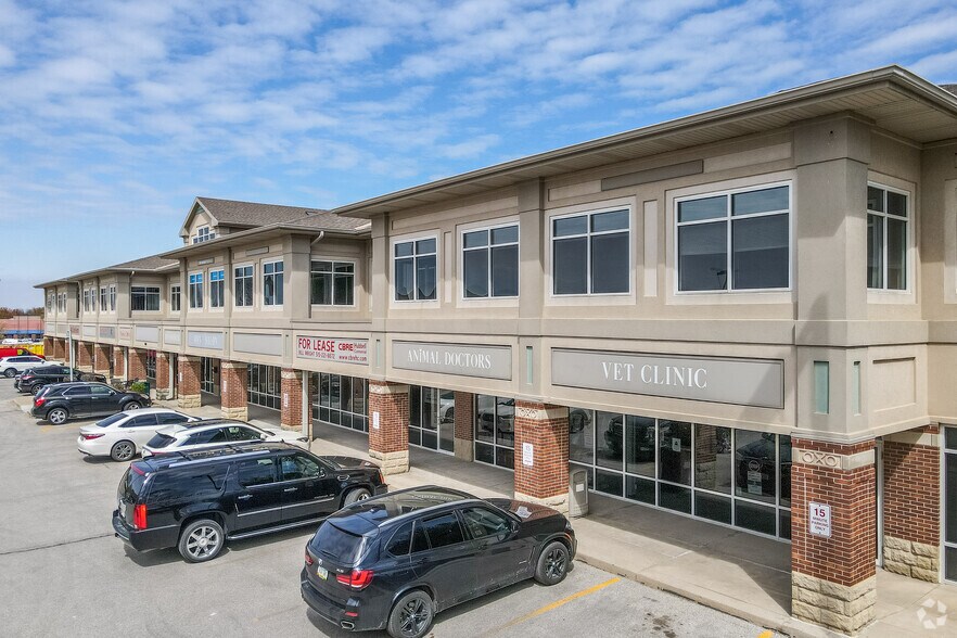 4800 Mills Civic Pky, West Des Moines, IA à louer - Photo de l’immeuble – Image 2 sur 6