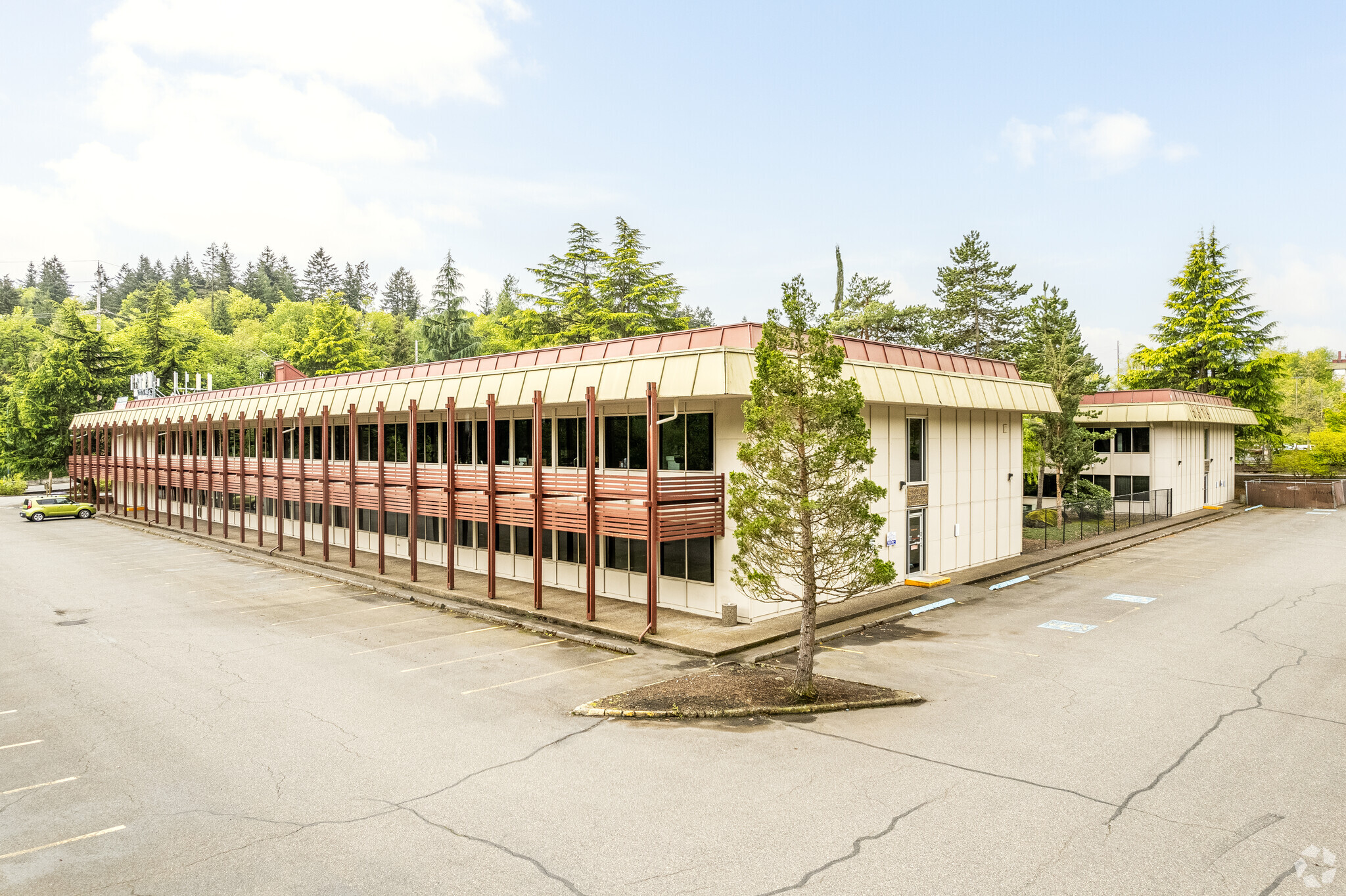 5319 SW Westgate Dr, Portland, OR à louer Photo de l’immeuble– Image 1 sur 6