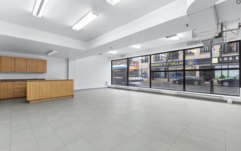 4928 - 4932 Rue Wellington, Montréal, QC à vendre Photo intérieure– Image 1 sur 9