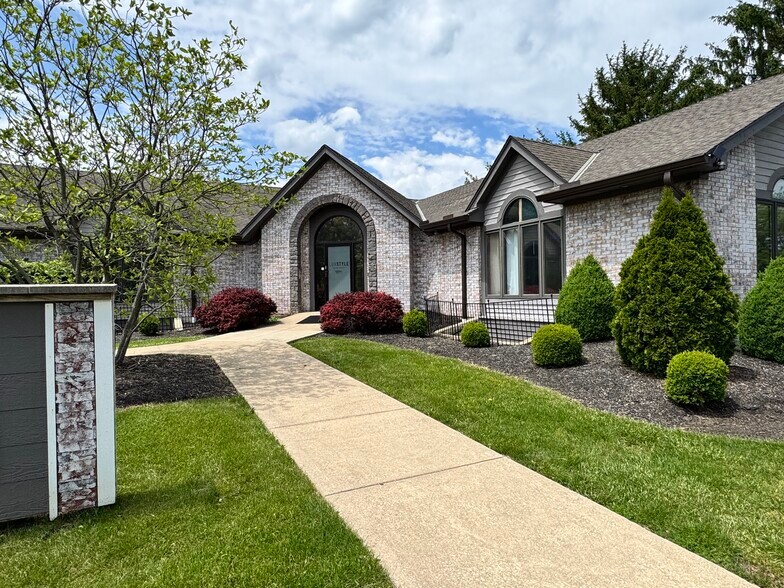 3500 Snouffer Rd, Columbus, OH à louer - Photo de l’immeuble – Image 2 sur 3
