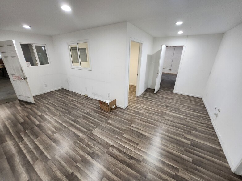 14404 Gramercy Pl, Gardena, CA à louer - Photo de l’immeuble – Image 3 sur 14