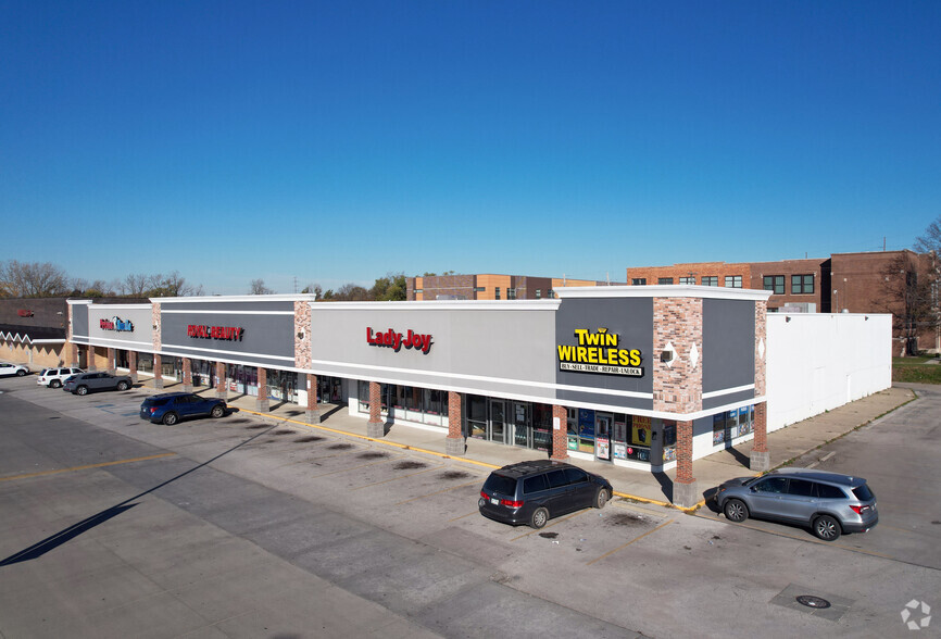 2802 Lafayette Rd, Indianapolis, IN à louer - Photo de l’immeuble – Image 2 sur 3