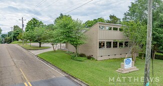 Plus de détails pour 927 N 15th Ave, Laurel, MS - Bureau à vendre