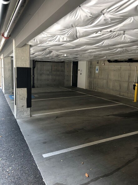 2249 NE 46th St, Seattle, WA à vendre - Photo de l’immeuble – Image 3 sur 14