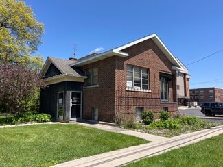 Plus de détails pour 213 E Paw Paw St, Paw Paw, MI - Bureau à vendre