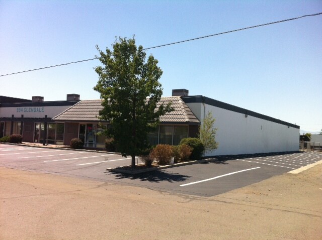 994 Glendale Ave, Sparks, NV à louer - Photo de l’immeuble – Image 2 sur 4