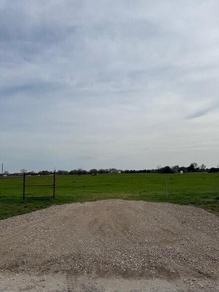 1175 County Road 231, Valley View, TX à vendre - Photo de l’immeuble – Image 2 sur 5