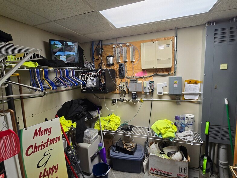 855 Industrial Dr, Mondovi, WI à louer - Photo de l’immeuble – Image 3 sur 56