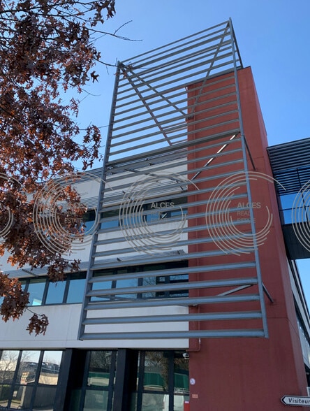 38 Bis Allée Mégevie, Gradignan à louer - Photo de l’immeuble – Image 2 sur 6